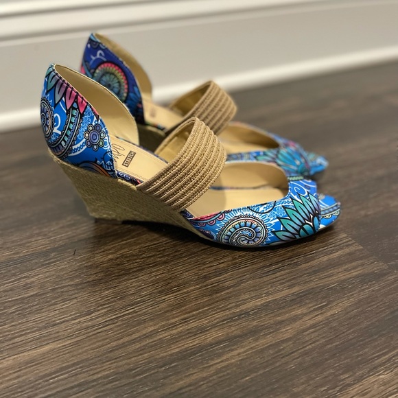 Impo Blue Floral Wedge Cork Sandals Size 8.5 - Picture 2 of 4